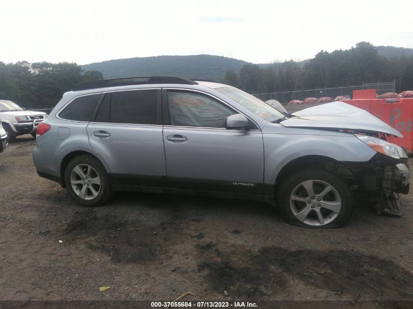 2013 SUBARU OUTBACK 2.5I PREMIUM - 4S4BRBCCXD1302925