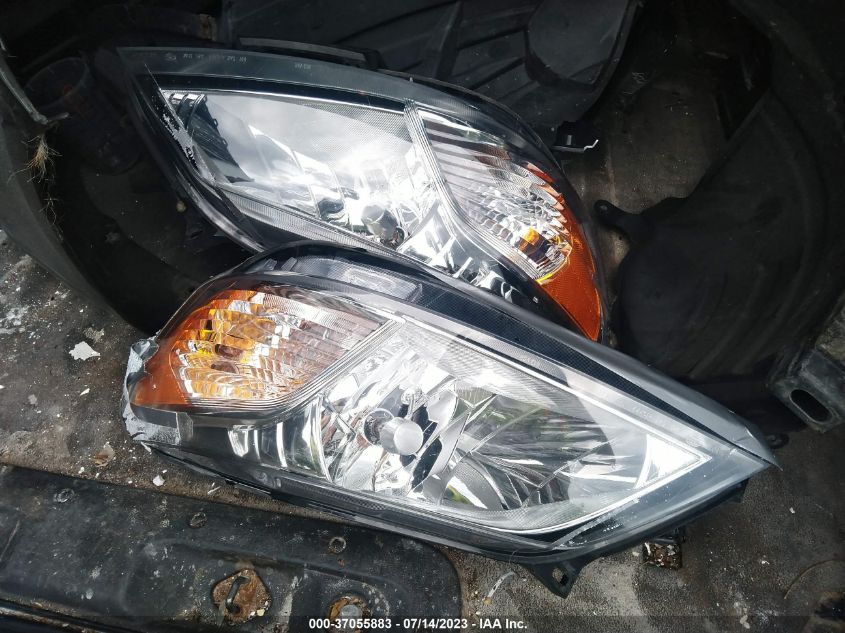 2015 NISSAN NV200 SV - 3N6CM0KN6FK721366