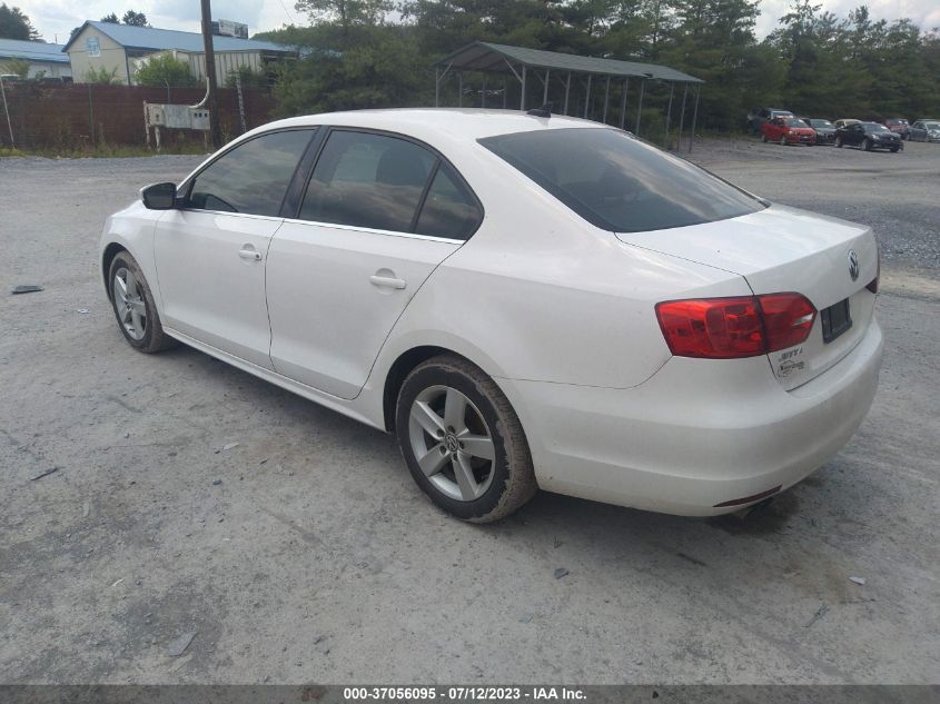 2013 VOLKSWAGEN JETTA SEDAN TDI - 3VWLL7AJ0DM434598