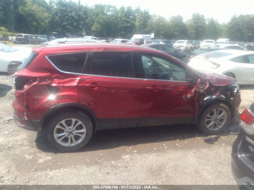 2017 FORD ESCAPE SE - 1FMCU9GD3HUB25914