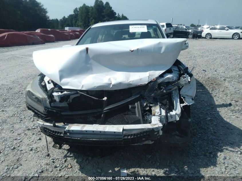 2015 HONDA ACCORD SEDAN EX-L - 1HGCR2F81FA111348