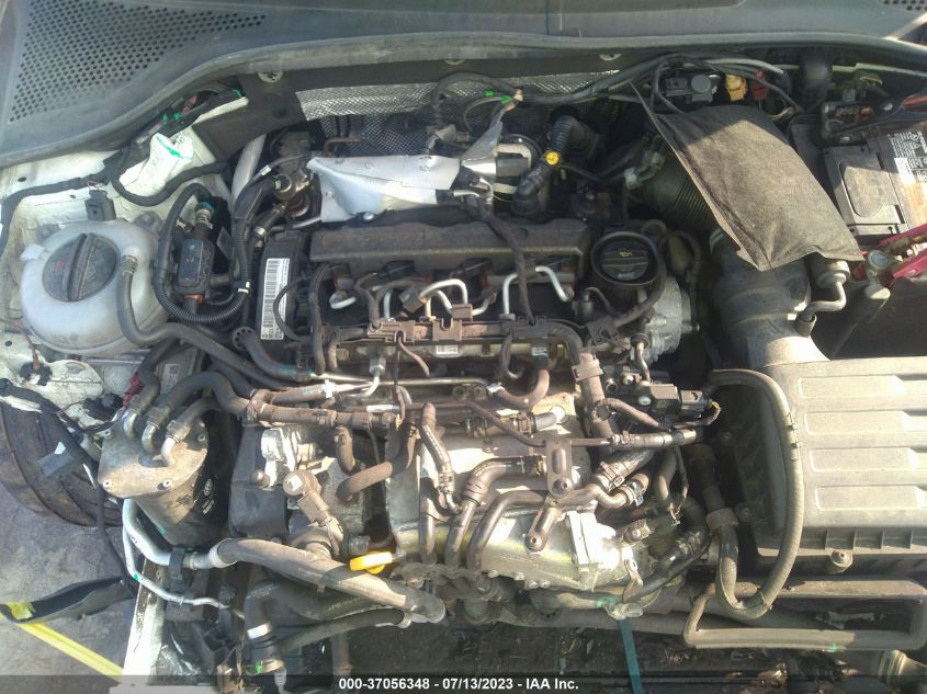 2015 VOLKSWAGEN GOLF TDI S - 3VWRA7AU4FM104895