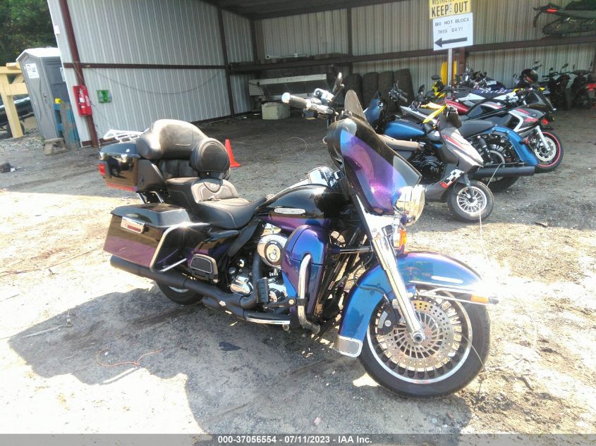 2010 HARLEY-DAVIDSON FLHTK - 1HD1KEM1XAB648786