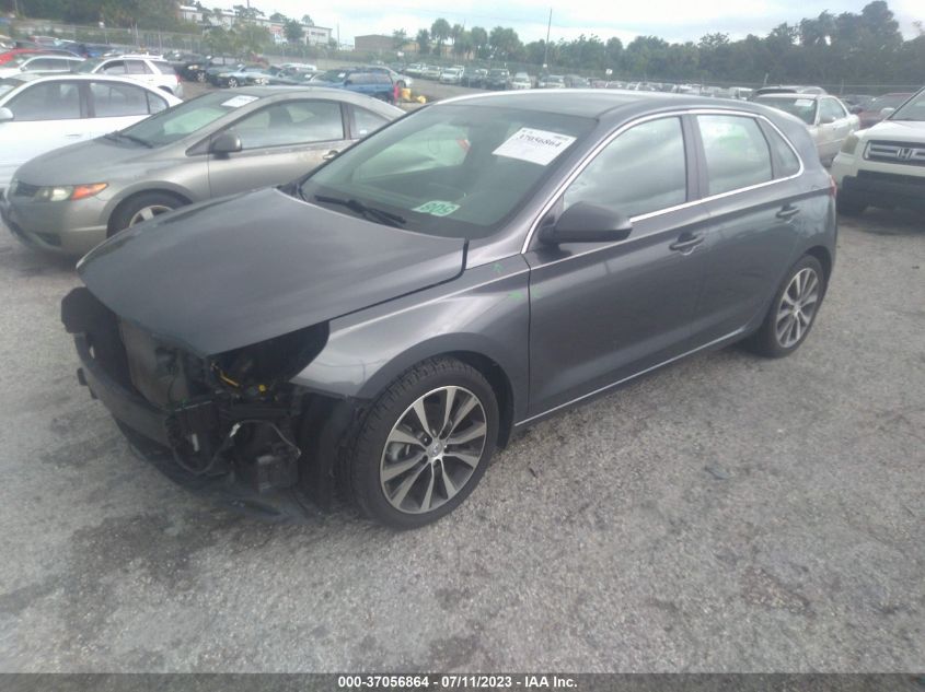 2018 HYUNDAI ELANTRA GT - KMHH35LE8JU074612