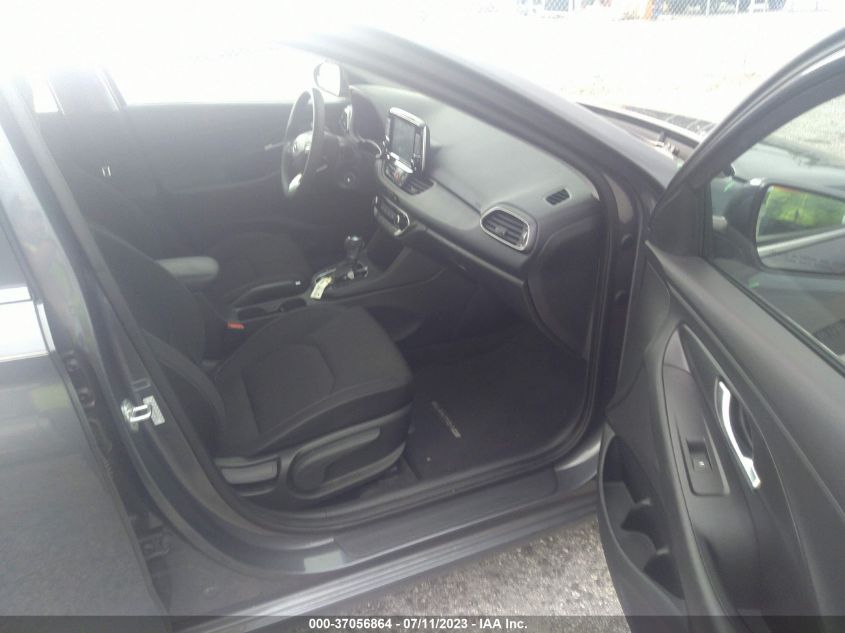 2018 HYUNDAI ELANTRA GT - KMHH35LE8JU074612