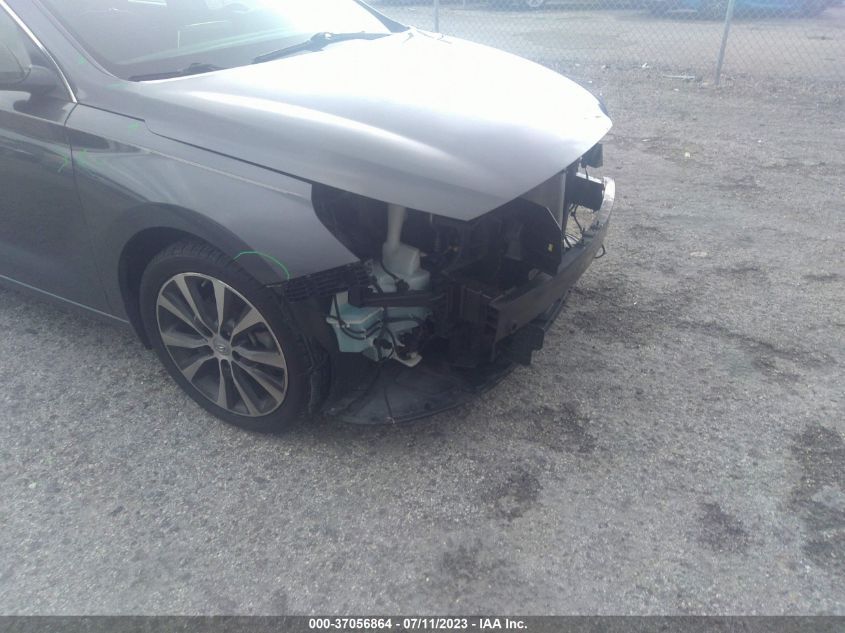 2018 HYUNDAI ELANTRA GT - KMHH35LE8JU074612
