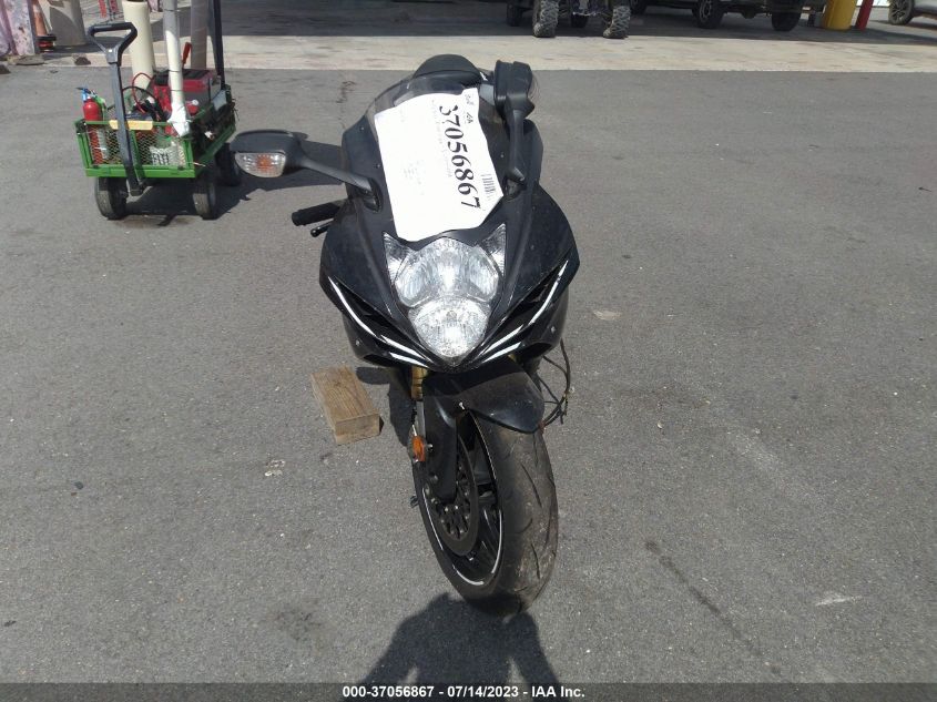 2020 SUZUKI GSX-R750 - JS1GR7MA5L7100844