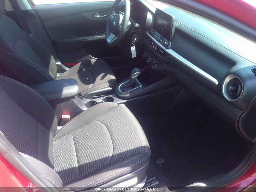VIN 3KPF24ADXME265437 2021 KIA FORTE LXS
