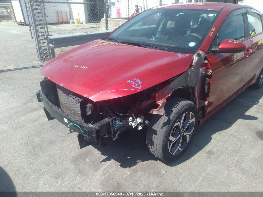 VIN 3KPF24ADXME265437 2021 KIA FORTE LXS