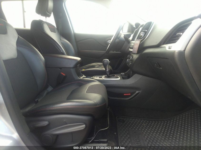 2015 JEEP CHEROKEE TRAILHAWK - 1C4PJMBS1FW668512