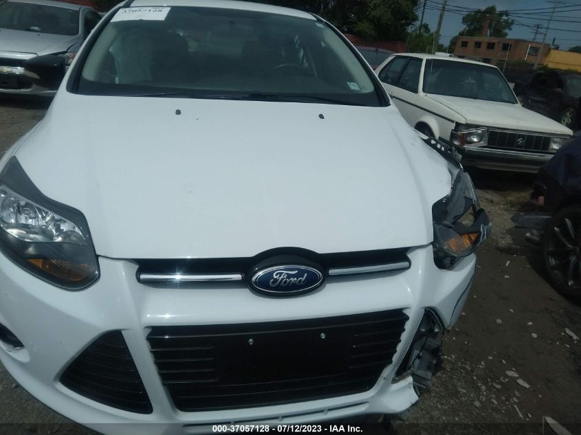 2013 FORD FOCUS SE - 1FADP3K24DL366082