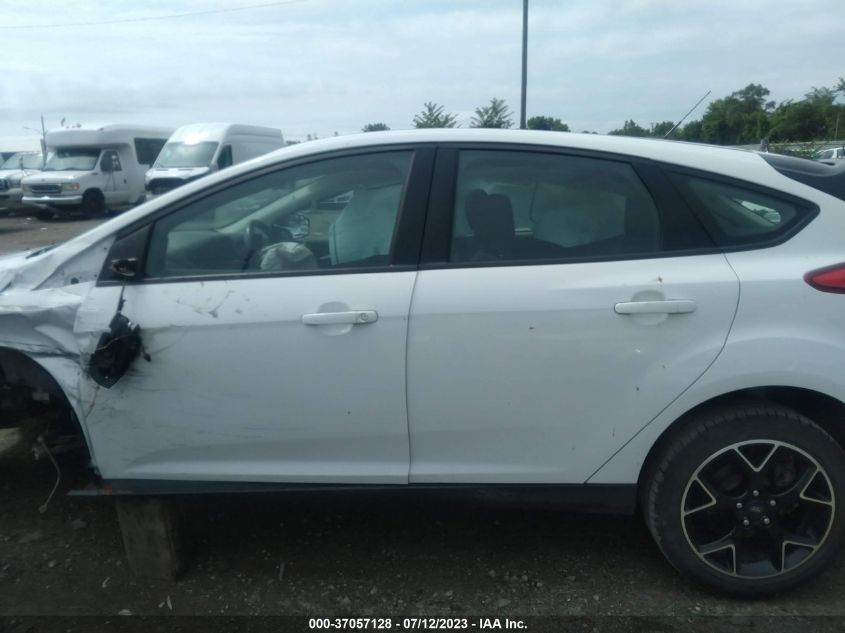 2013 FORD FOCUS SE - 1FADP3K24DL366082