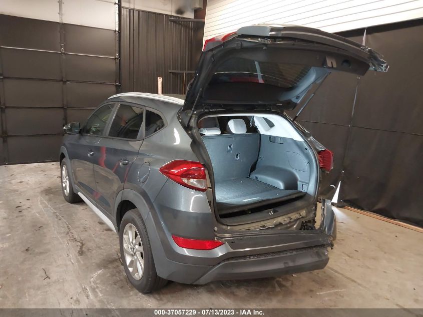 2017 HYUNDAI TUCSON SE - KM8J3CA49HU550960