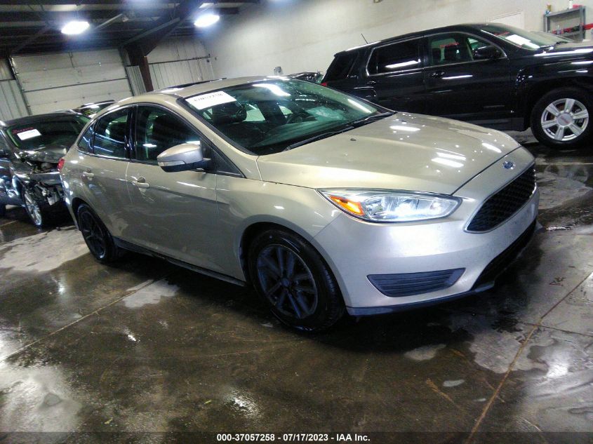 2016 FORD FOCUS SE - 1FADP3F22GL345116