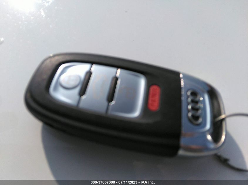 2014 AUDI A4 PREMIUM - WAUBFAFL0EN004622