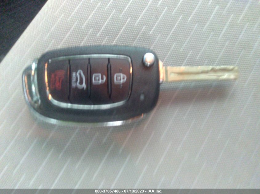 2021 HYUNDAI TUCSON SE - KM8J23A47MU392227