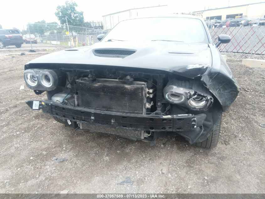 2016 DODGE CHALLENGER SXT - 2C3CDZAG2GH131877