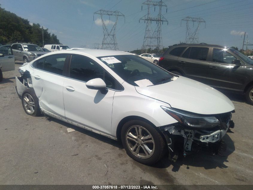 2018 CHEVROLET CRUZE LT - 1G1BE5SM0J7218383