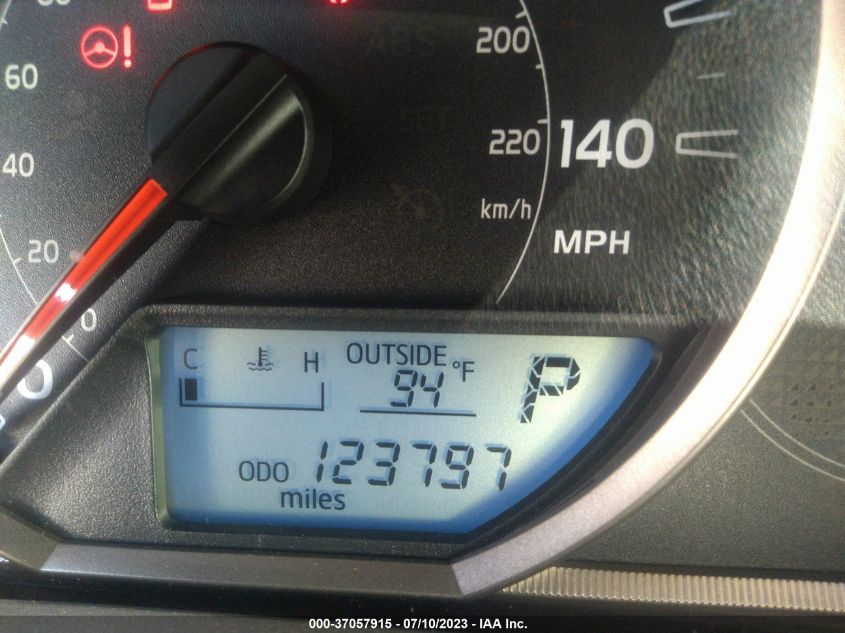 2015 TOYOTA RAV4 XLE - JTMWFREV0FD071881