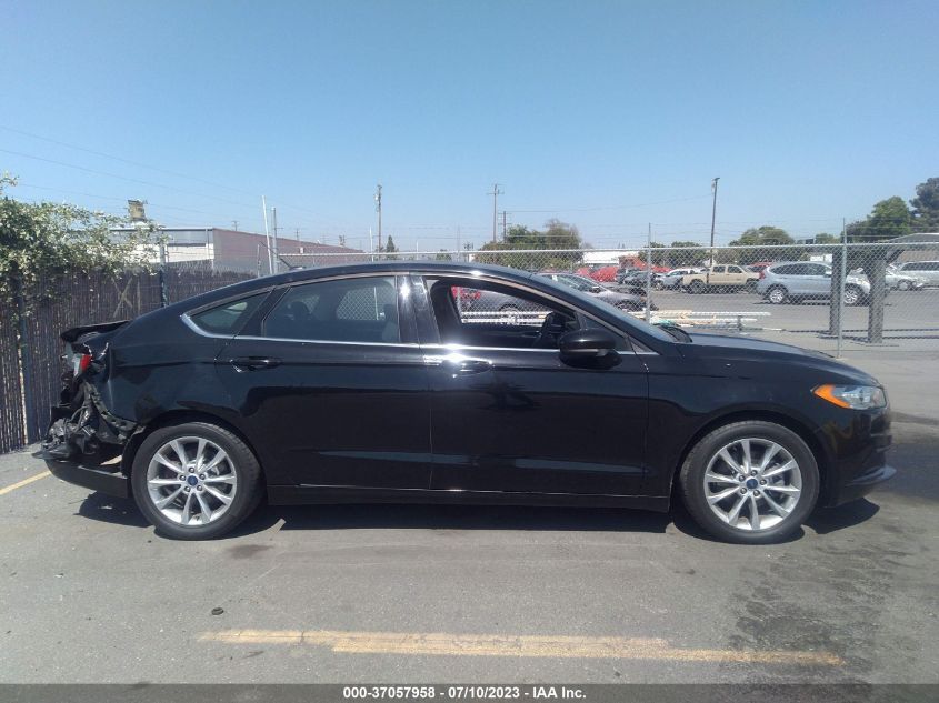 2017 FORD FUSION SE - 3FA6P0H7XHR149752