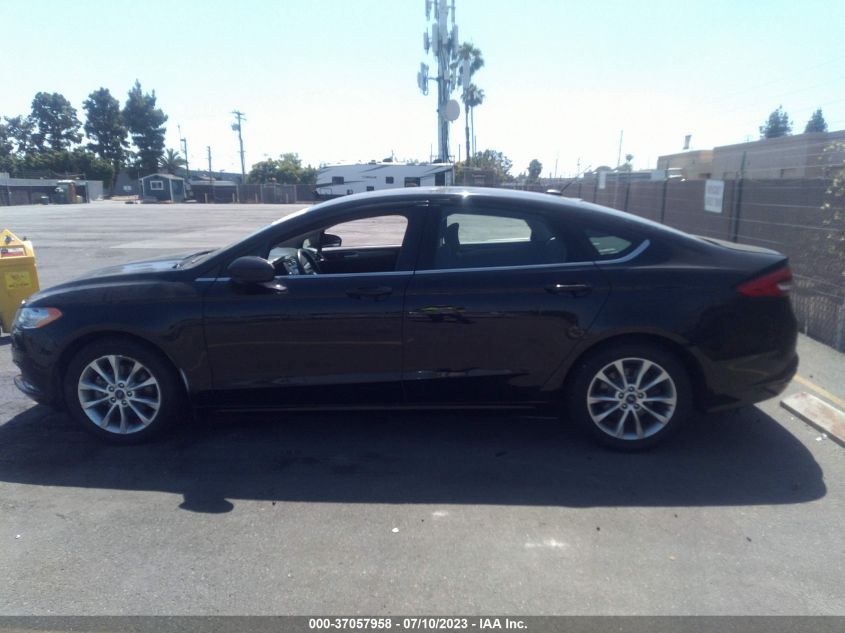 2017 FORD FUSION SE - 3FA6P0H7XHR149752