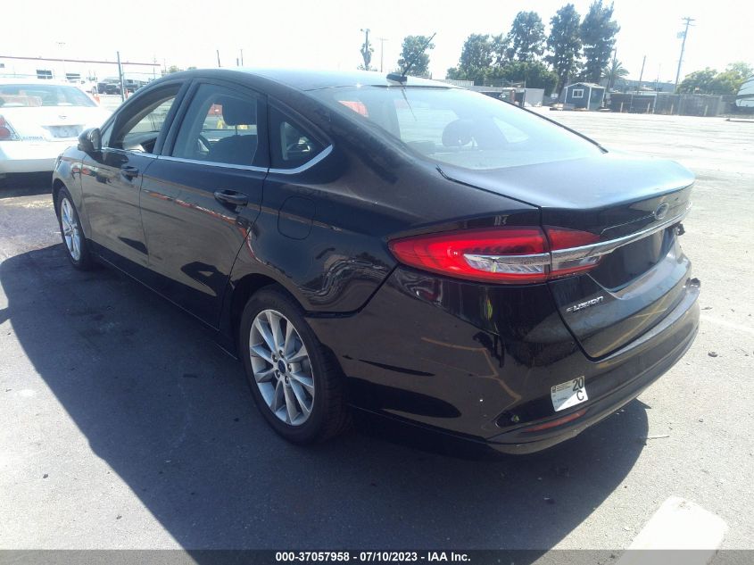 2017 FORD FUSION SE - 3FA6P0H7XHR149752