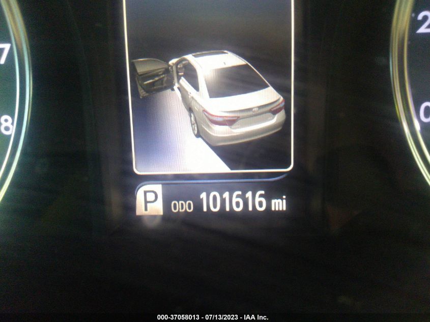 2016 TOYOTA CAMRY XLE/SE/LE/XSE - 4T1BF1FK6GU138033