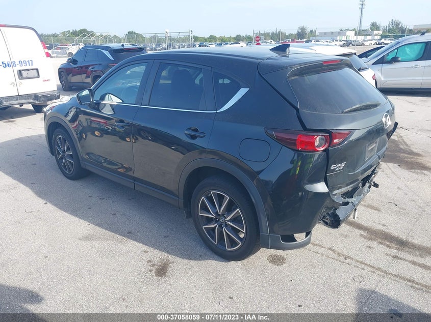 VIN JM3KFBCM9J0437067 2018 MAZDA CX-5 TOURING