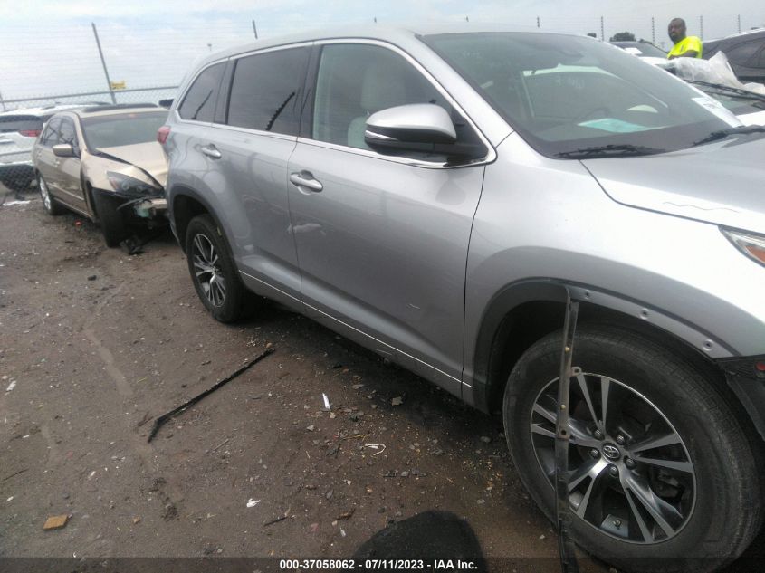 2018 TOYOTA HIGHLANDER LE - 5TDZARFH6JS033282