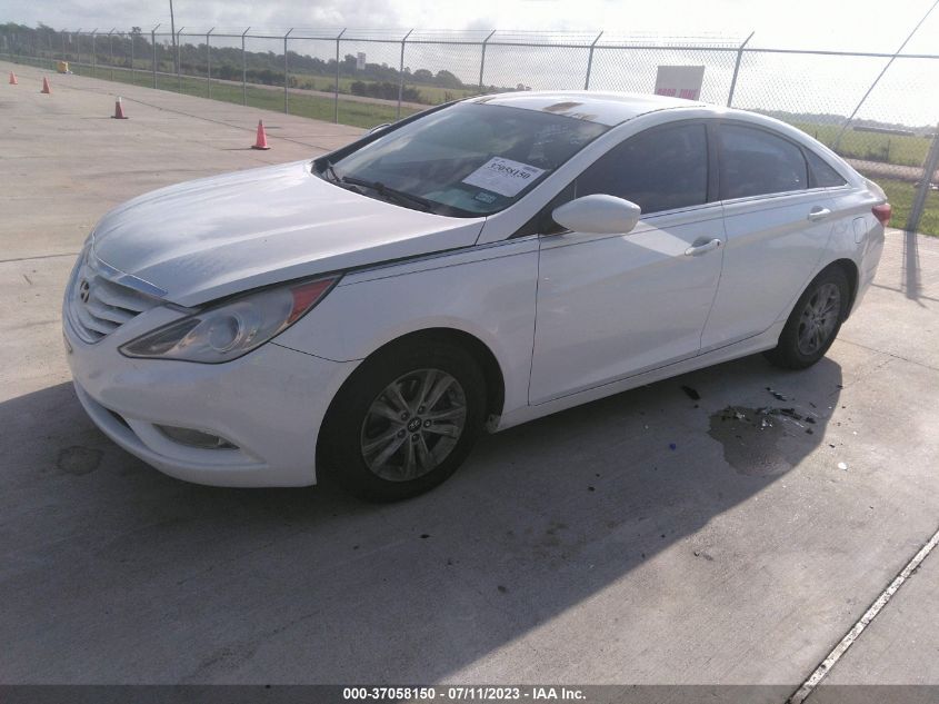 2013 HYUNDAI SONATA GLS - 5NPEB4AC6DH602426