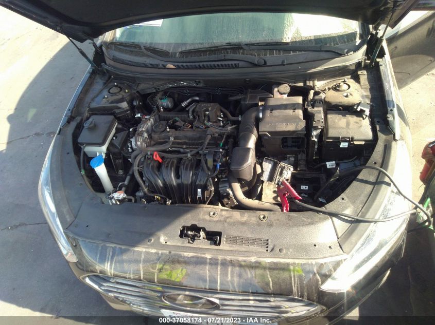 2018 HYUNDAI SONATA SE - 5NPE24AF9JH601311