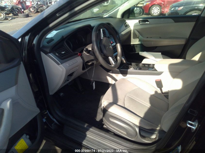2018 HYUNDAI SONATA SE - 5NPE24AF9JH601311