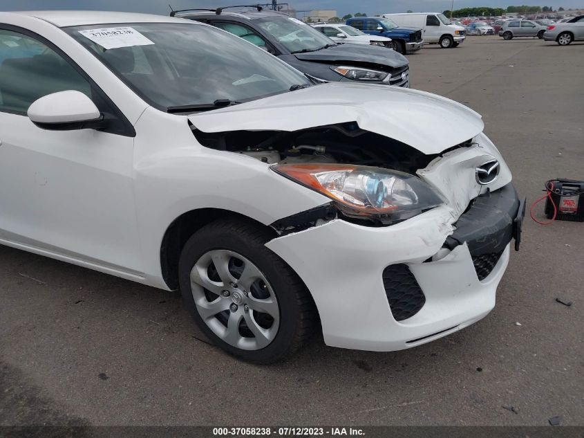 2013 MAZDA MAZDA3 I SPORT - JM1BL1U72D1846661