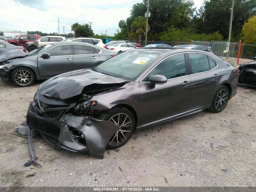 2021 TOYOTA CAMRY SE - 4T1G11AK2MU480232