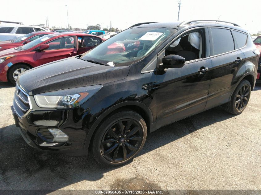 2018 FORD ESCAPE SE - 1FMCU0GD7JUD21890