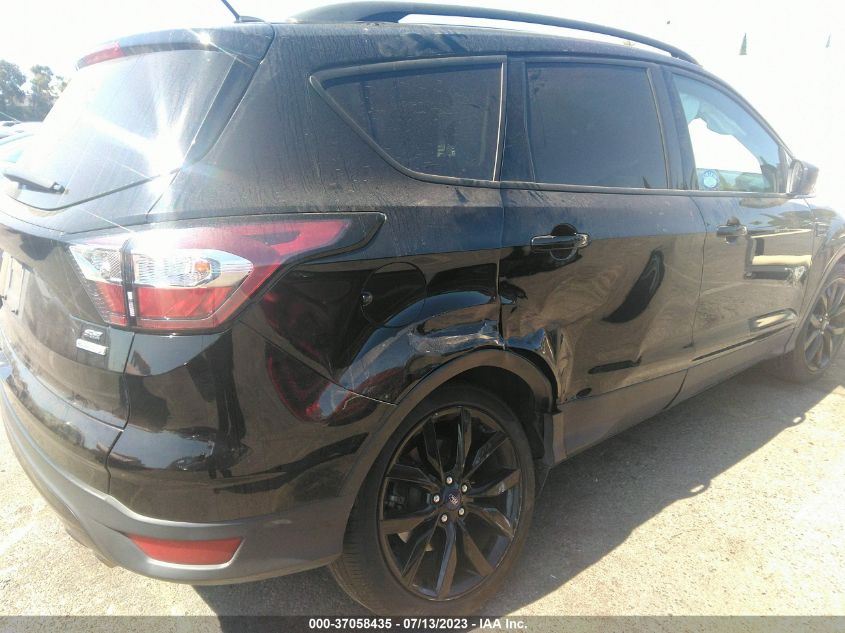 2018 FORD ESCAPE SE - 1FMCU0GD7JUD21890