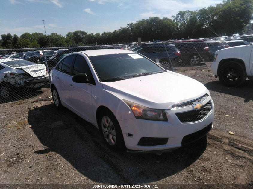 2013 CHEVROLET CRUZE LS - 1G1PA5SH2D7326528