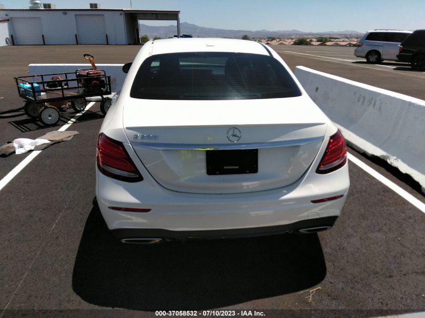 2019 MERCEDES-BENZ E-CLASS E 300 - WDDZF4JB7KA628587