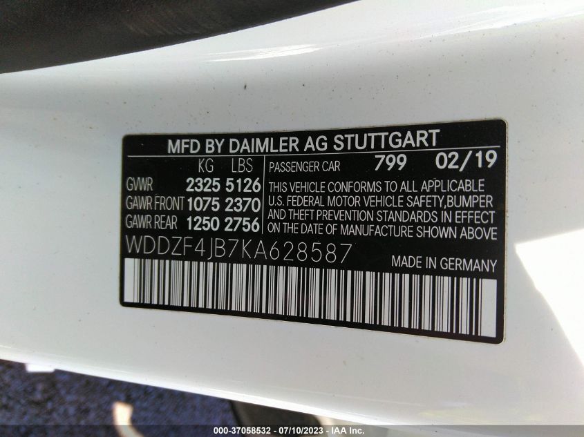 2019 MERCEDES-BENZ E-CLASS E 300 - WDDZF4JB7KA628587