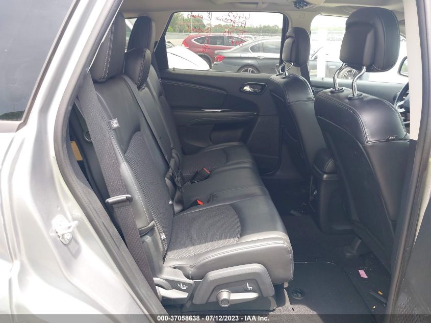 2017 DODGE JOURNEY CROSSROAD - 3C4PDCGG9HT520011