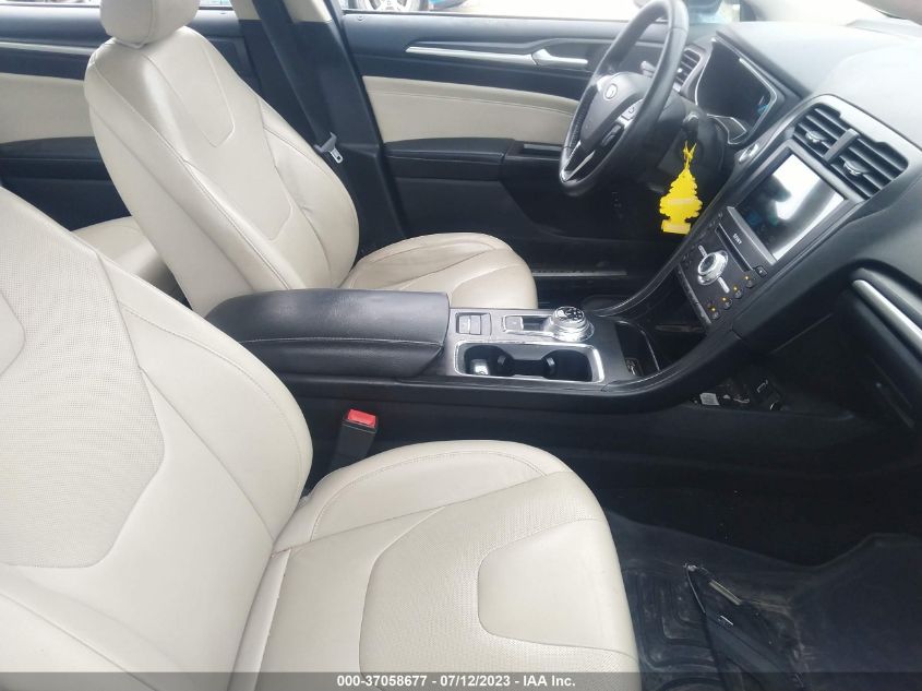 2018 FORD FUSION HYBRID PLATINUM - 3FA6P0RU9JR147839