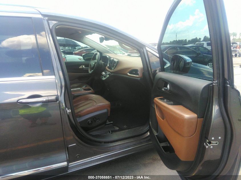 2017 CHRYSLER PACIFICA LIMITED - 2C4RC1GG1HR722148