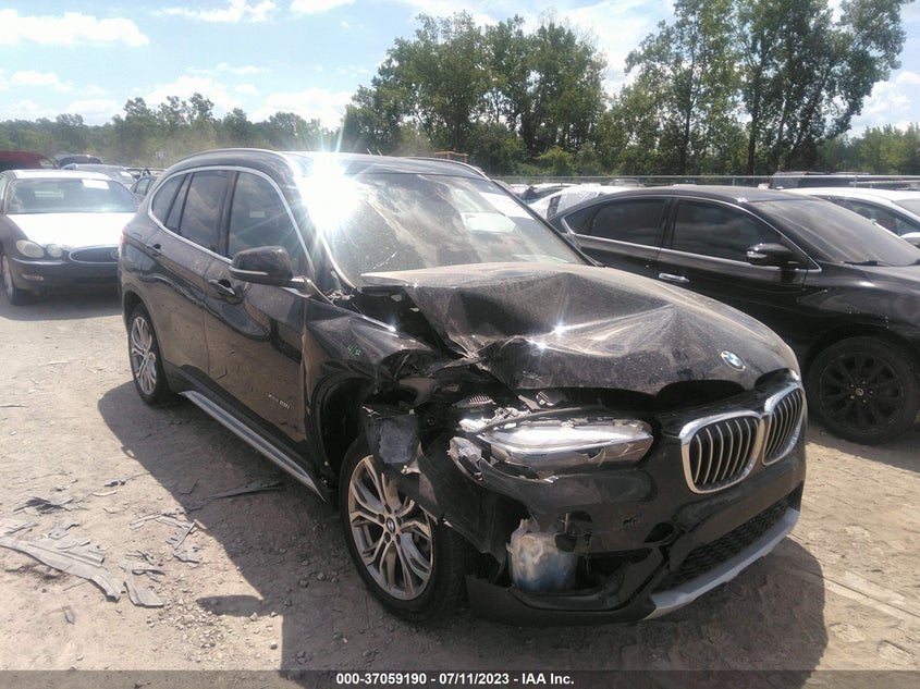VIN WBXHT3C34J5K30777 2018 BMW X1 XDRIVE28I