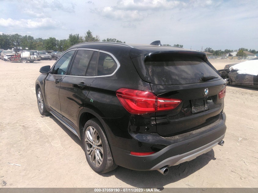VIN WBXHT3C34J5K30777 2018 BMW X1 XDRIVE28I