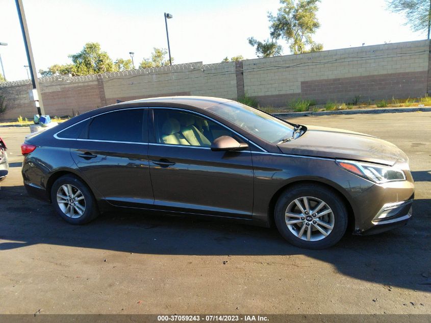 2015 HYUNDAI SONATA 2.4L SE - 5NPE24AF1FH037760