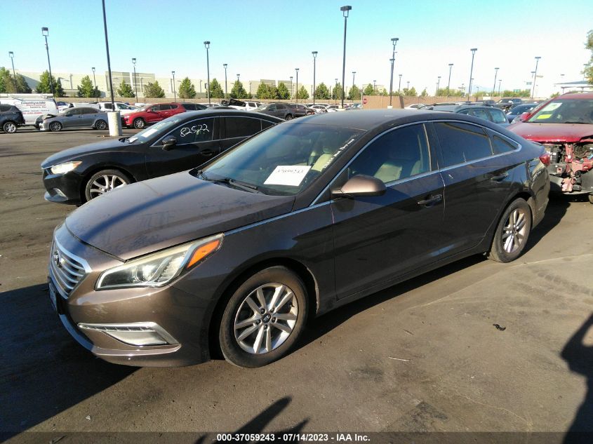 2015 HYUNDAI SONATA 2.4L SE - 5NPE24AF1FH037760