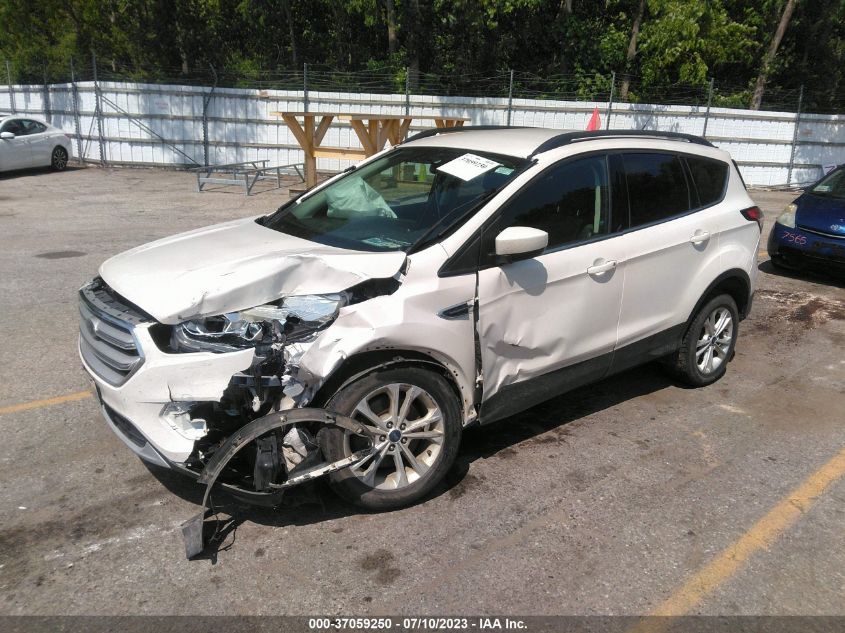 2017 FORD ESCAPE SE - 1FMCU9G9XHUC38173
