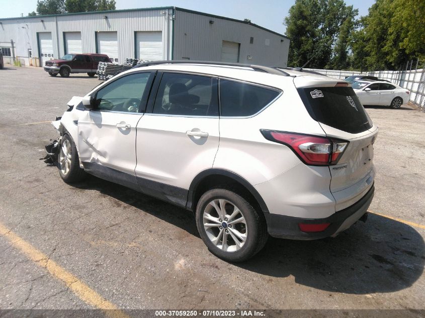 2017 FORD ESCAPE SE - 1FMCU9G9XHUC38173