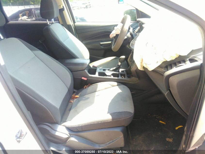 2017 FORD ESCAPE SE - 1FMCU9G9XHUC38173