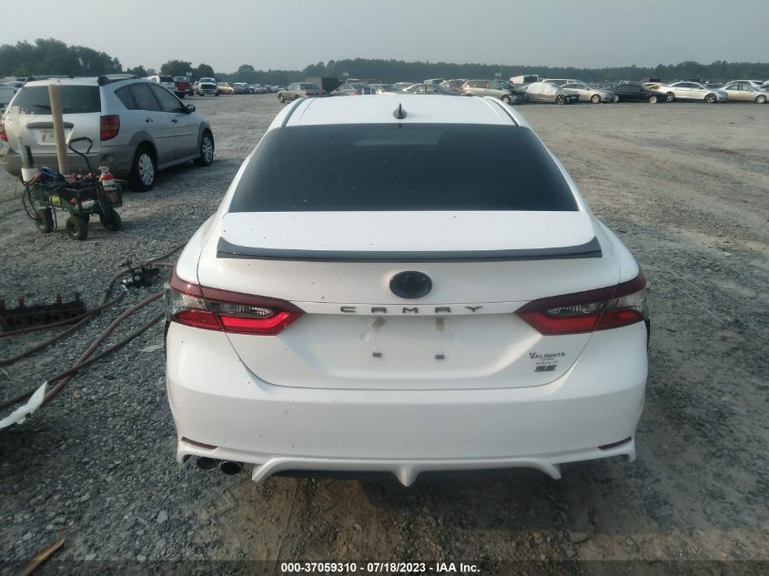 4T1T31AK1PU048955 Toyota Camry HYBRID SE 17